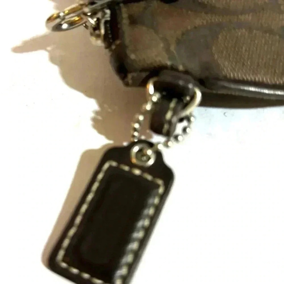 Coach vintage cc signature print canvas wristlet wallet - Picture 3 of 4